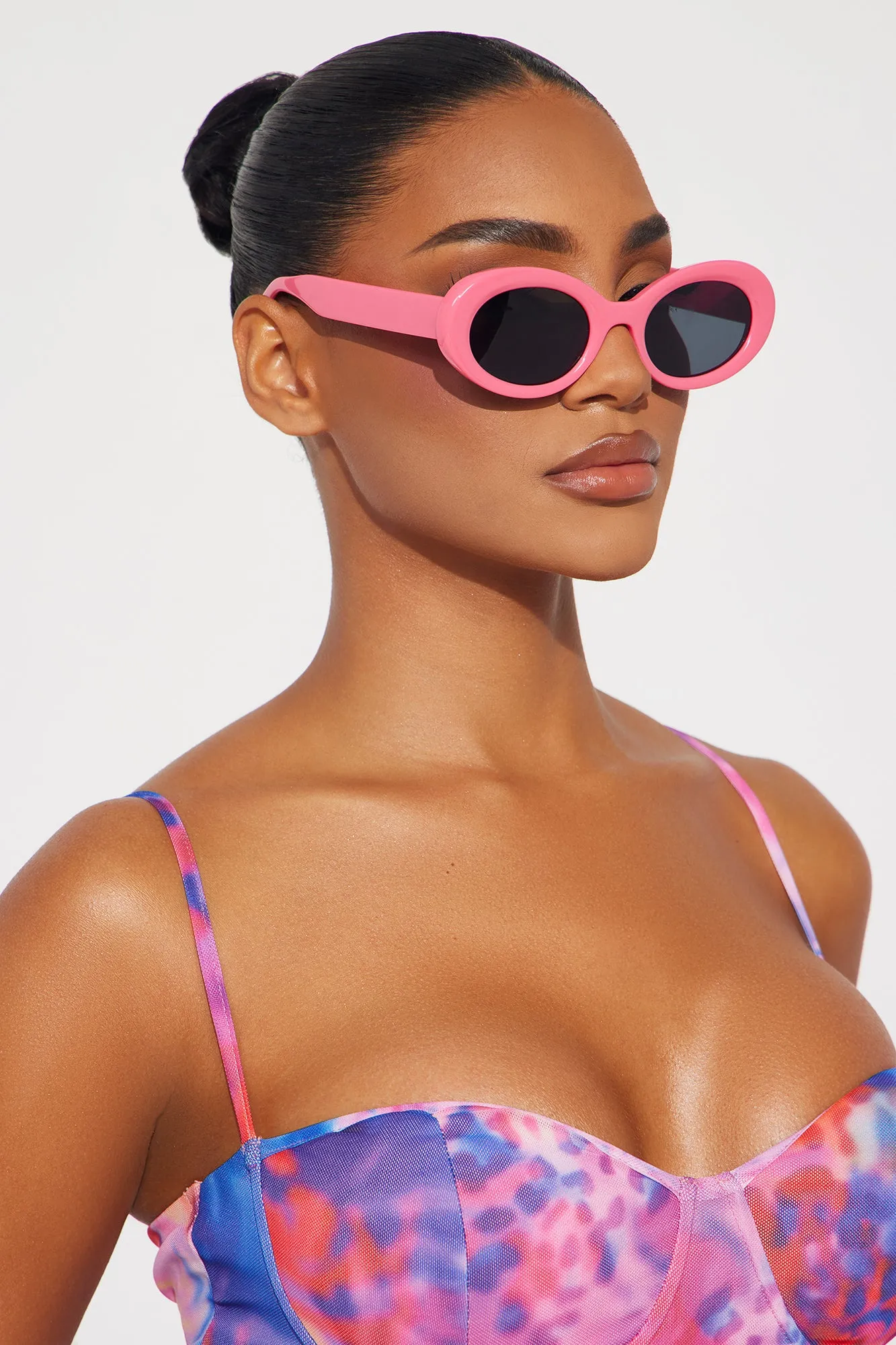 Bubbly Britney Sunglasses - Pink