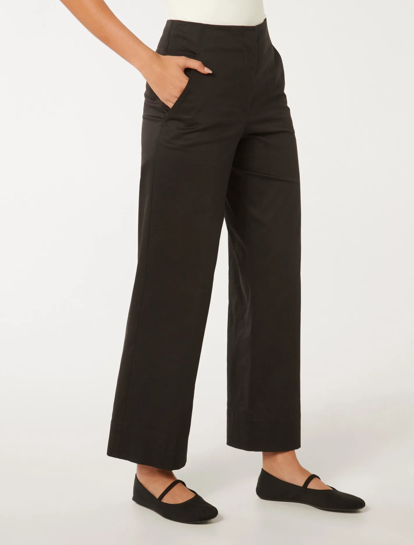 Cassandra Cropped Straight Pants