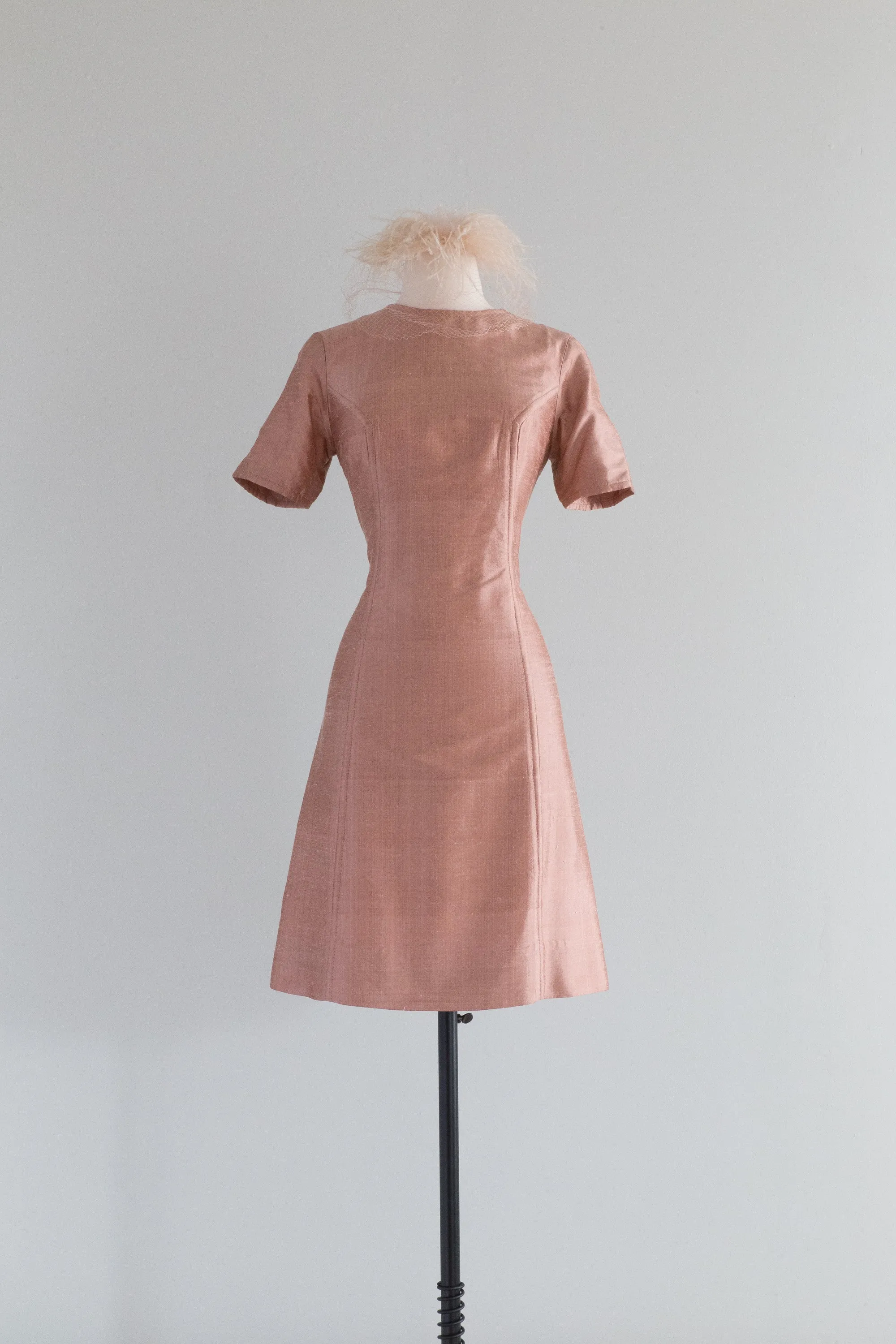 Chic 1960's Rose Gold Silk Shift Dress / SM